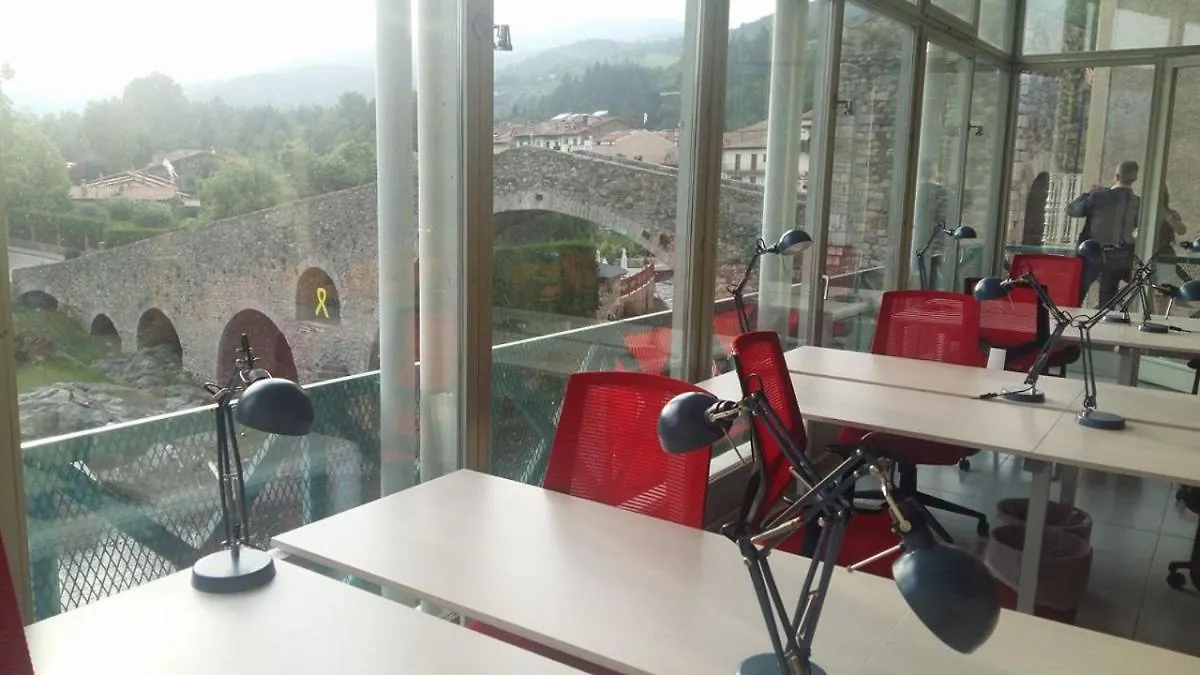 Apartamento Duplex En El Puente Historico, Gra De Fajol Camprodon Apartment